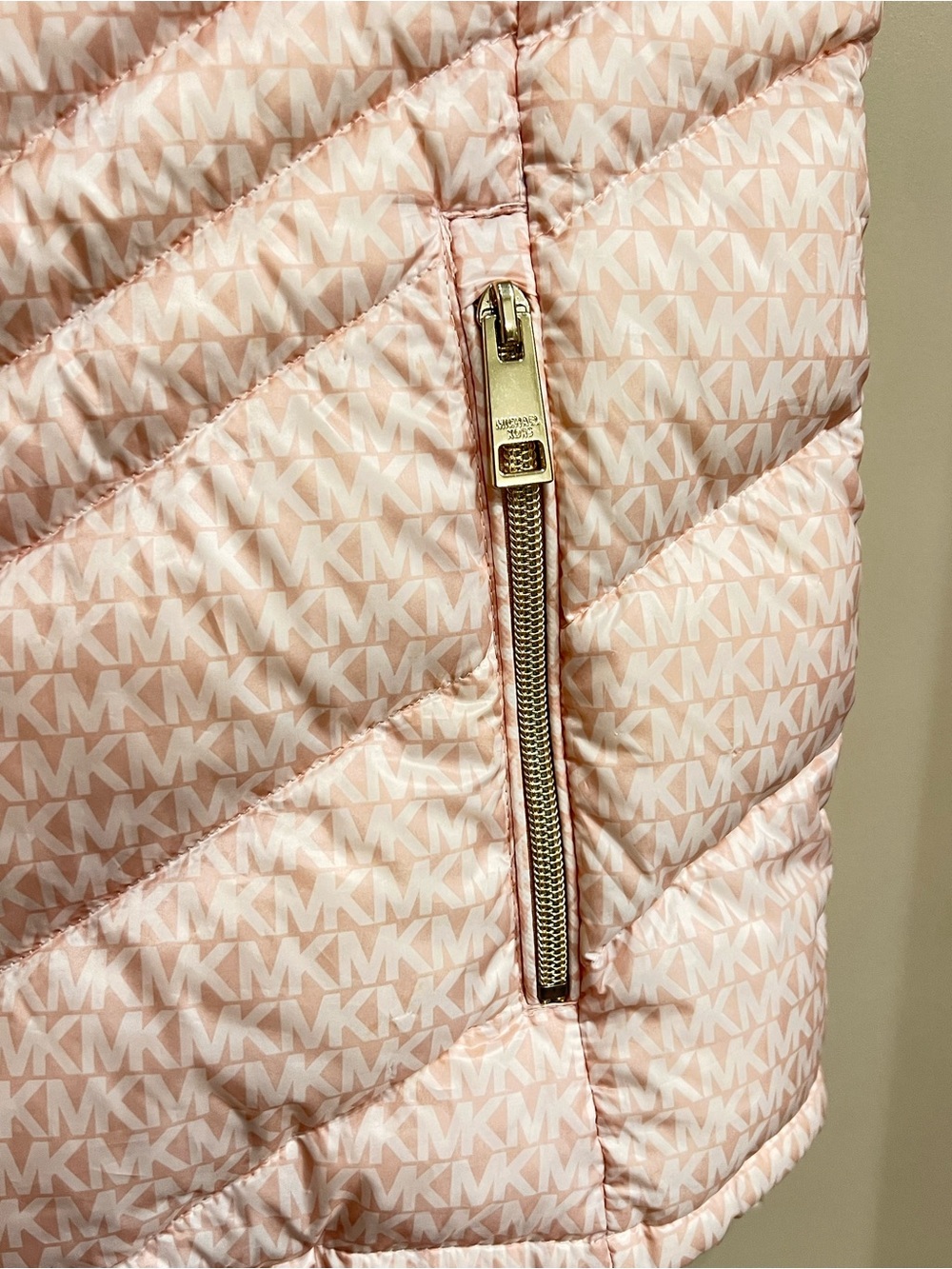 Michael Kors Pink Down Puffer S Vest Quiet Luxury Preppy Coastal Chic MK Spring - Picture 8 of 16